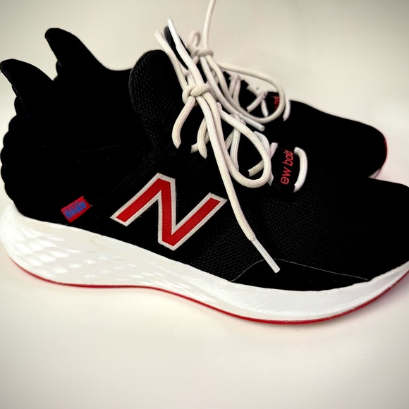 New Balance Fresh Roam ROAV V1 Running Shoes Black & Red Running Shoes - Picture 1 of 12